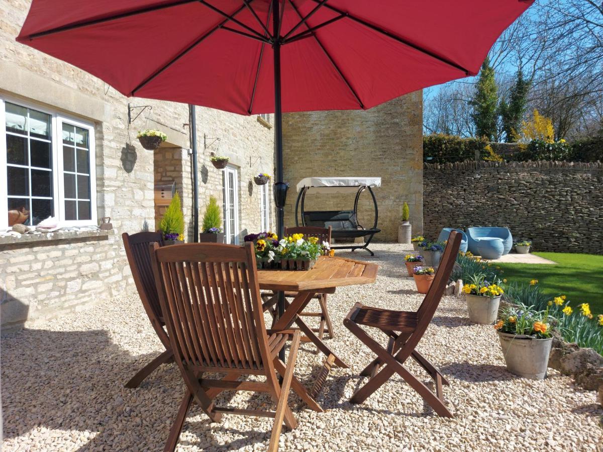 Thames Head Wharf - Historic Cotswold Cottage With Stunning Countryside Views Cirencester Εξωτερικό φωτογραφία