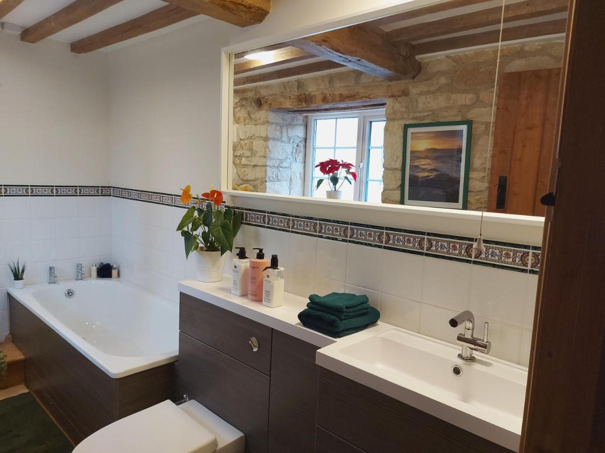 Thames Head Wharf - Historic Cotswold Cottage With Stunning Countryside Views Cirencester Εξωτερικό φωτογραφία