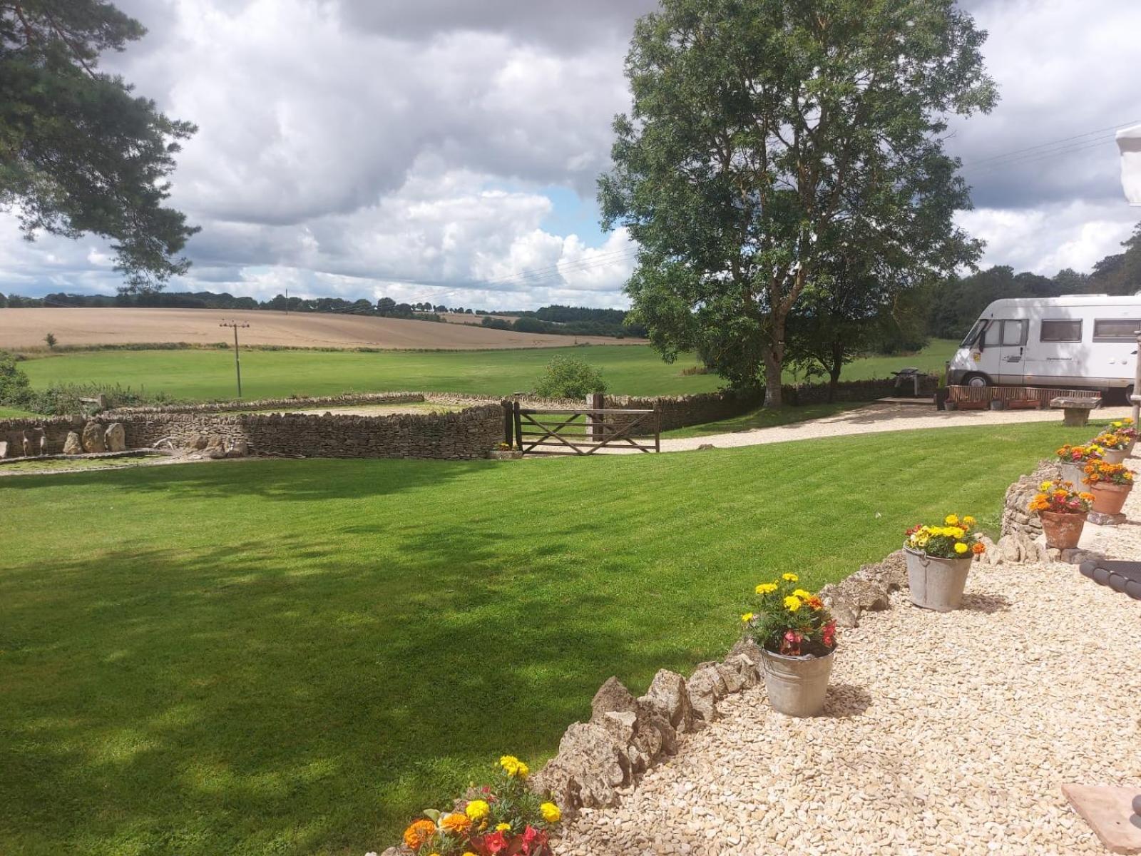 Thames Head Wharf - Historic Cotswold Cottage With Stunning Countryside Views Cirencester Εξωτερικό φωτογραφία